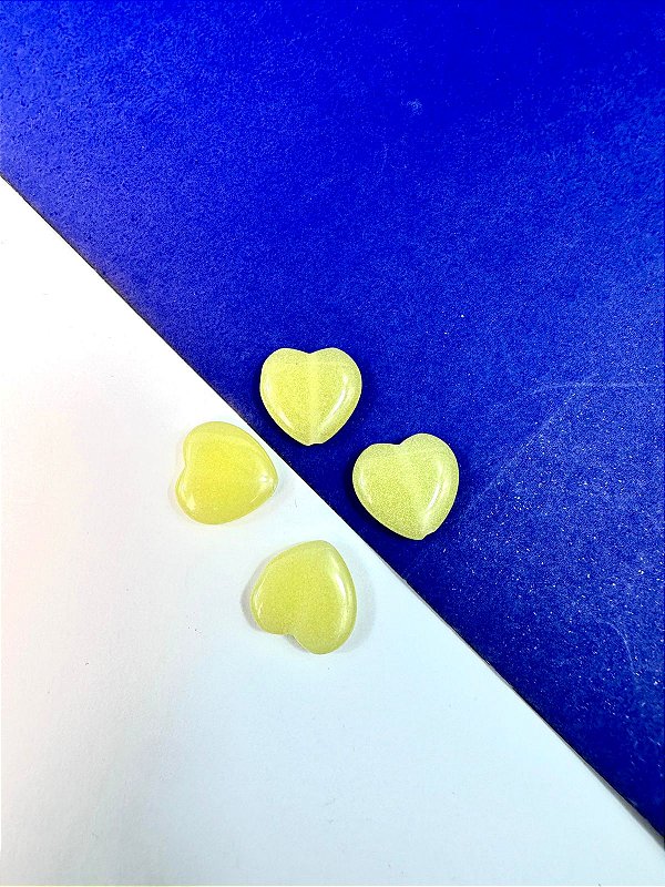 Pingente Pedra Jade Coração - furo passante - 01 unid