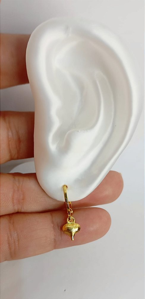 Brinco Tranqueta com Coração - Banho ouro 2 milésimos com verniz - 1 par