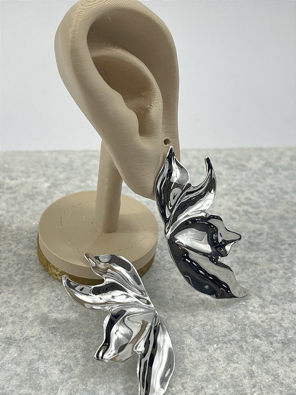 Brinco Flor orgânica banho níquel - 1 par