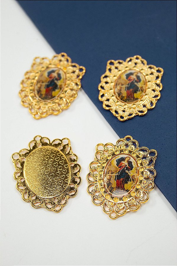 Pingente Religioso Nossa Senhora Desatadora dos Nós Com Resina - 01Unid