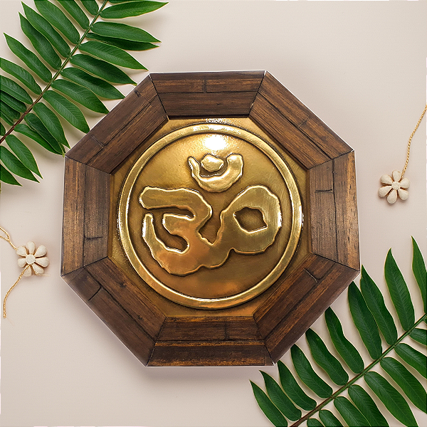 Quadro oitavado radiônico Om moldura madeira