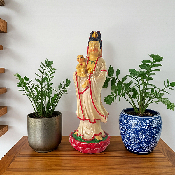 Deusa Kuan Yin Colorida Pequena