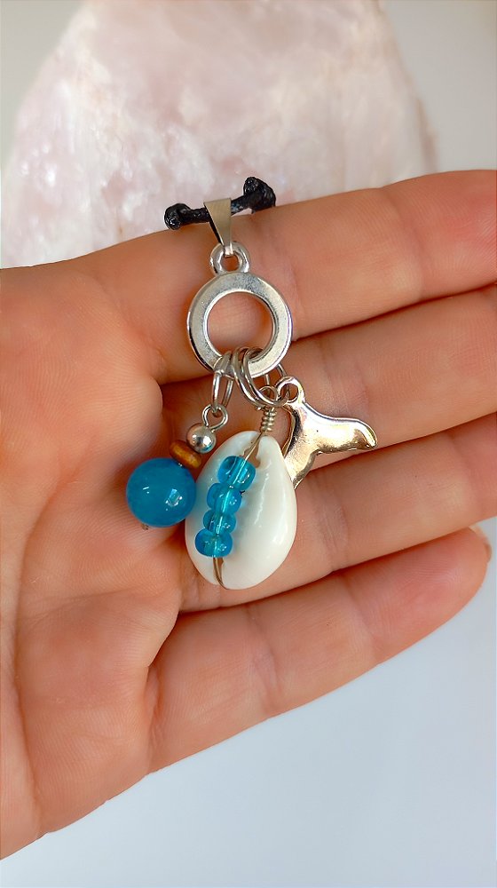 Colar Iemanjá com Búzio e Pingente Cauda de Baleia