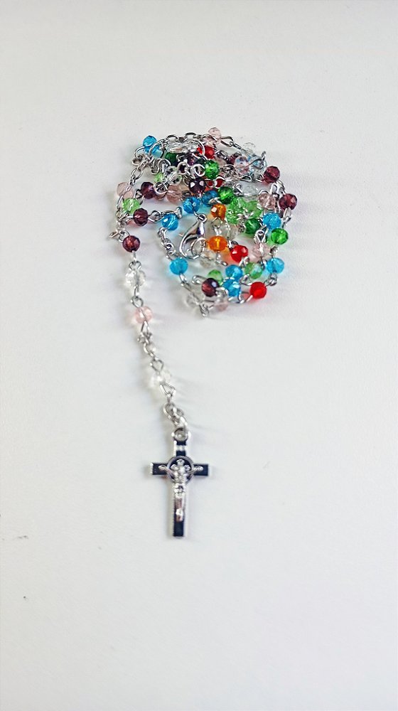 Terço Mini Colorido com Medalha São Bento