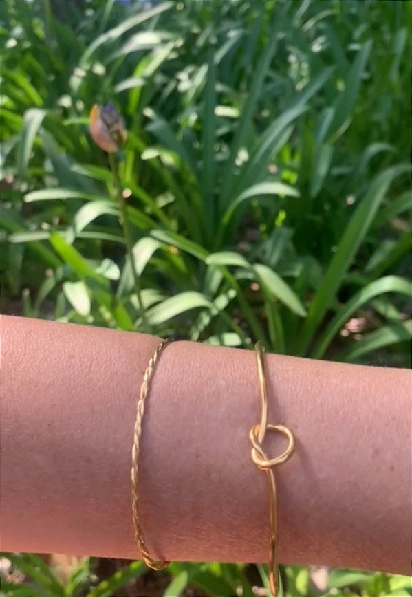 Pulseira Nó Aço dourada