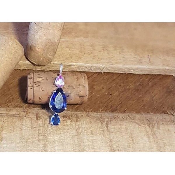 Colar 3 Cristais : Rosa, Lilás e Azul