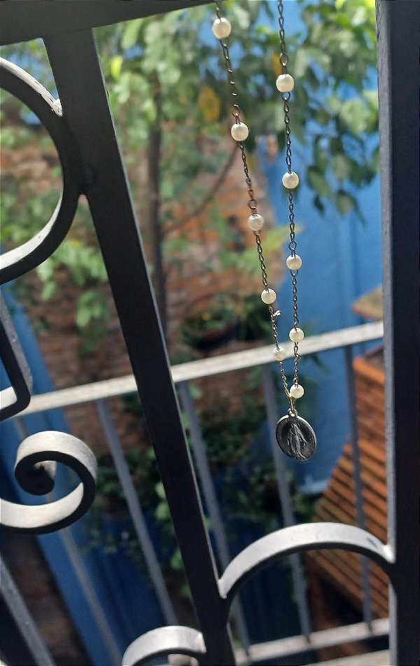 Colar Perolinhas com pingente N Sra das Graças