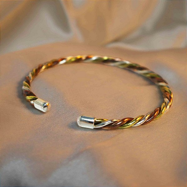 Pulseira 3 cores entrelaçadas