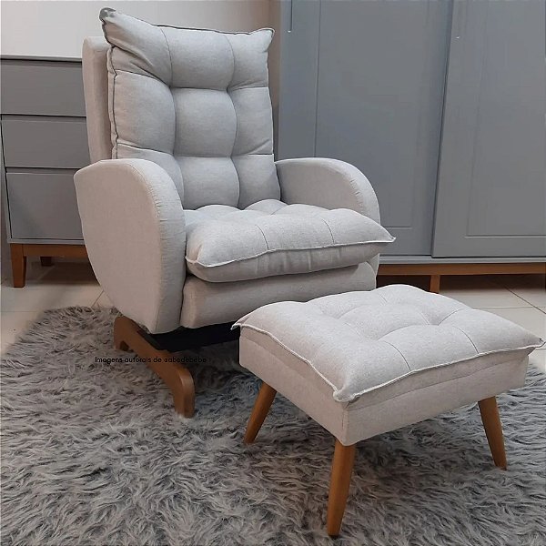 Poltrona De Amamentação Clarisse - Com Balanço - Pé Aranha - Com Puff Pé Palito - TA510 - Linho Cinza - prontaentrega