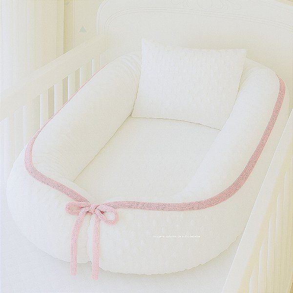 Ninho Redutor Bolha + Travesseiro - Pelúcia Branco / Rosa Chiclete 027 - Cordão Tricot