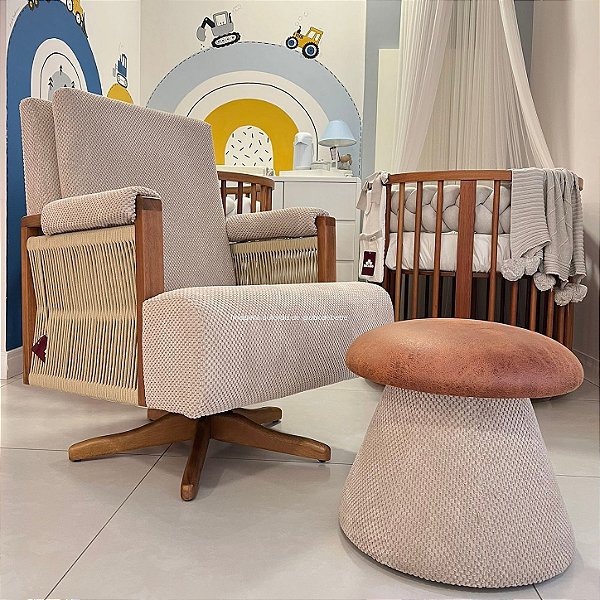 Poltrona De Amamentação Vivre - Com Balanço e Pés Giro - Tecido 110A - Veludo Bege - prontaentrega