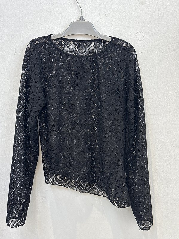 Blusa de Renda Preta