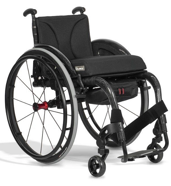 Cadeira em Carbono M6