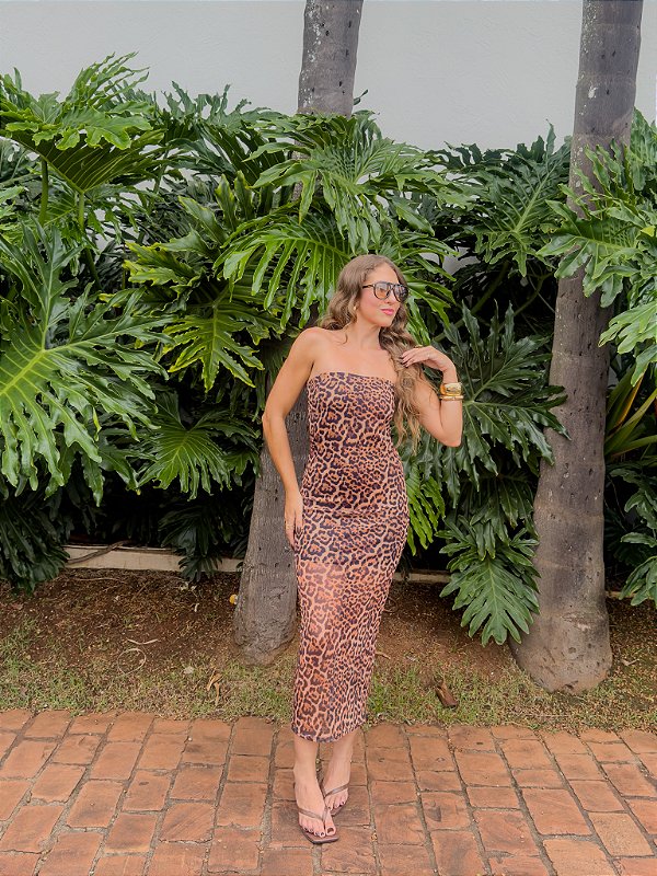 Vestido tule onça