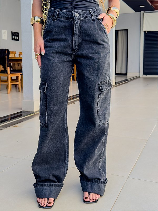 Calça Cargo Camélia Preta