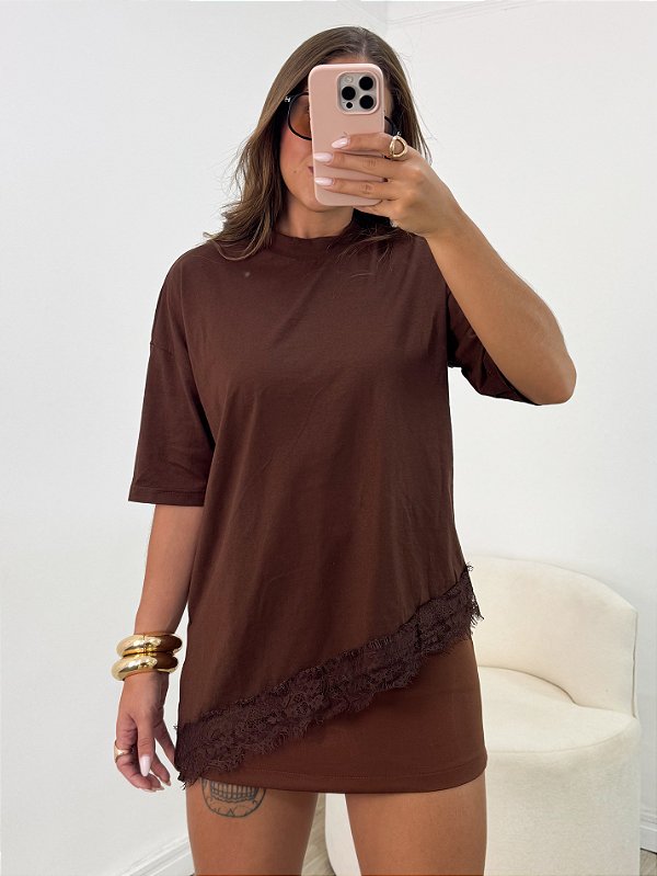 Tshirt Basic Renda Marrom