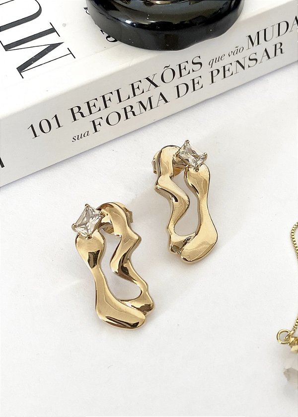 Brinco Helena Dourado