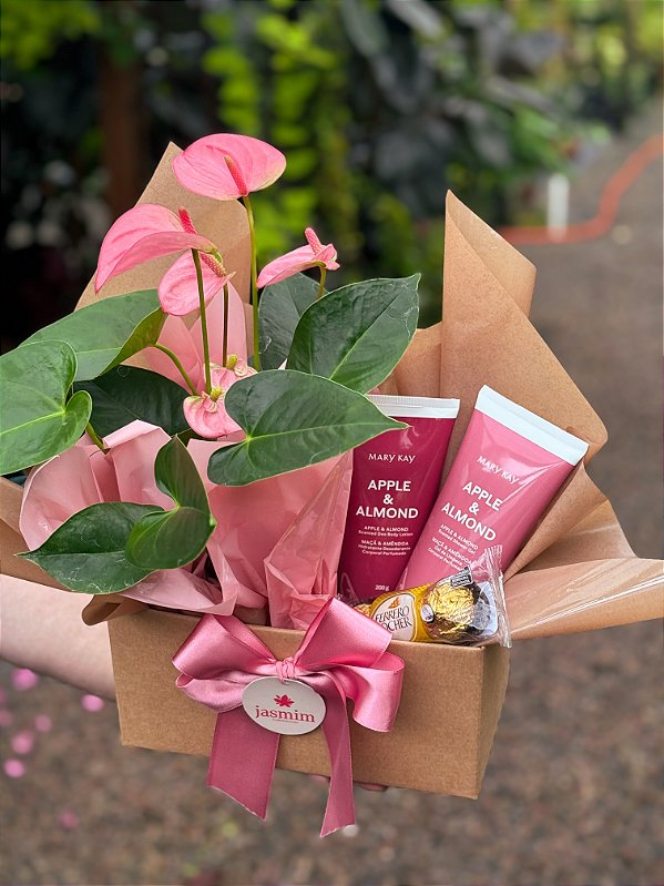 Antúrio Rosa + Mary Kay