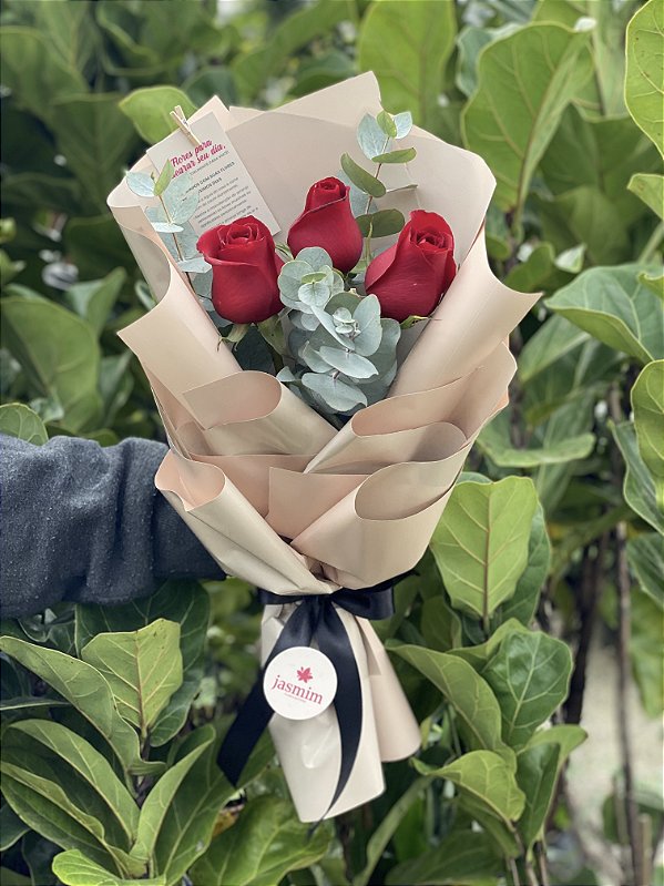 Buquê de 3 Rosas Dorameira