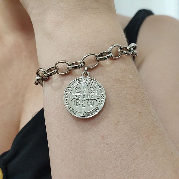 Pulseira correntaria elos redondos G Medalha de São Bento folheado em ródio ( prateado)