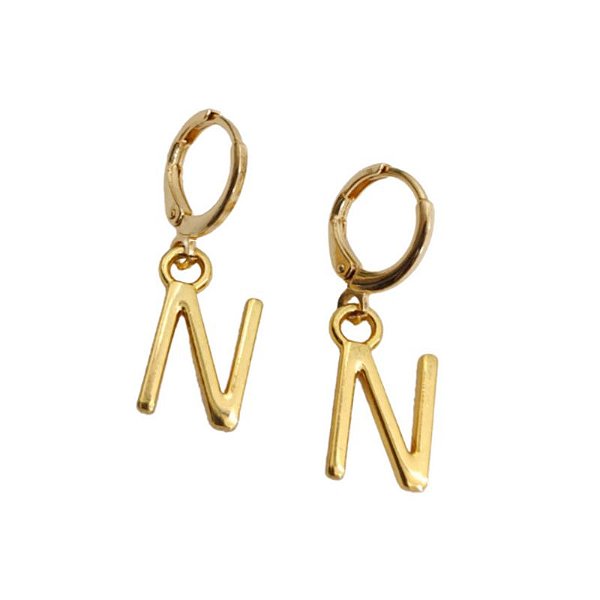 Brincos de Argola com pingente Letra do seu nome tamanho pequeno folheado em ouro