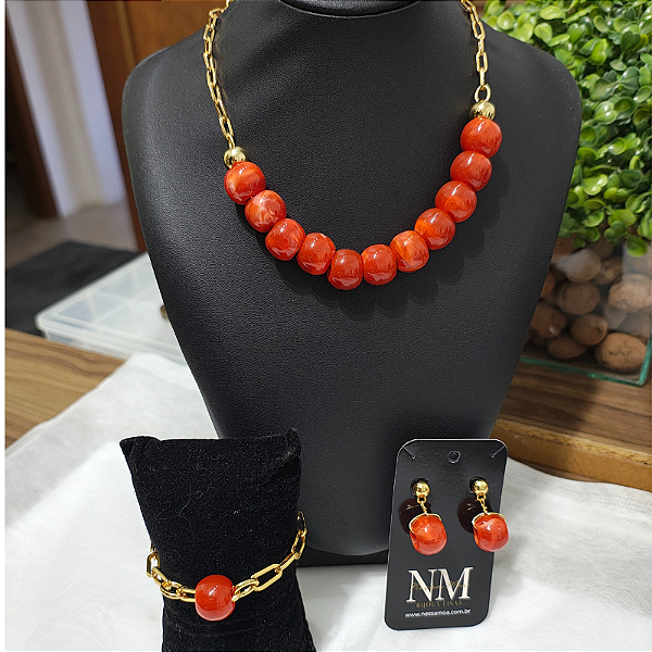 Conjuntos de colares + pulseira + brincos ( resina carmim ( laranja )folheado em ouro