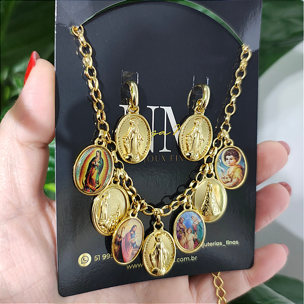 KIT RELIGIOSO CORES - Colar correntaria 40 cm pingentes religiosos + Brincos argola nossa senhora das graças folheado em ouro