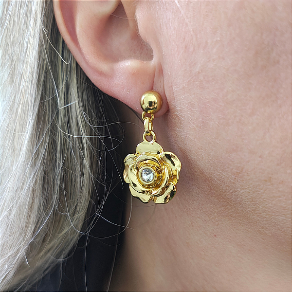 Brincos de pino com pingente de Flor médio folheado em ouro