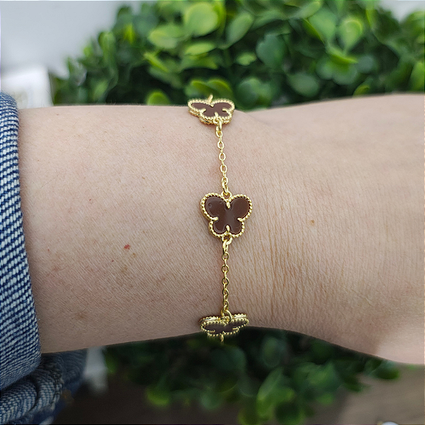 Pulseira Correntaria Delicada com 3 Borboletas em Resina Marrom Folheada em Ouro