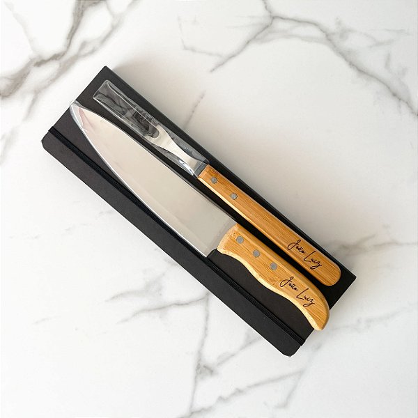 Kit Churrasco Faca 8" e Garfo Personalizado Com Estojo
