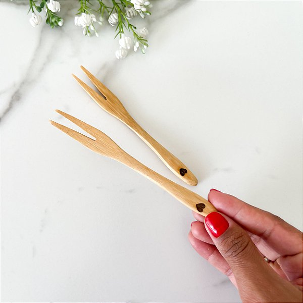 Kit 4 Garfinhos Personalizados com Coração Bambu
