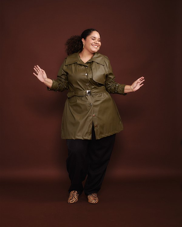 PARKA PU  C/ CINTO VERDE SALVIA PLUS SIZE