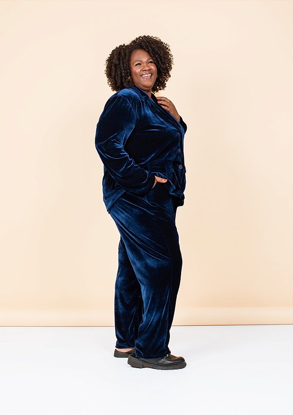 CALÇA RETA MALHA VELUDO AZUL MARINHO  PLUS SIZE
