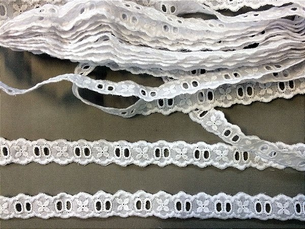 Passa-Fita 2,10 cm - 100% algodão branco | Peça com 14,40 m