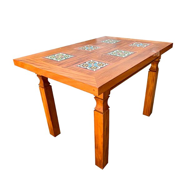 Mesa Mineira com Ladrilhos Hidráulicos