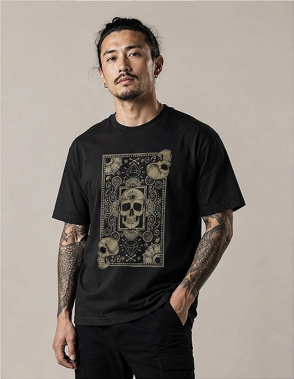 Camiseta Preta Cards of Skull