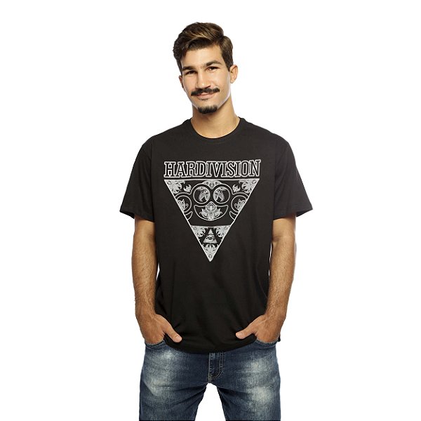 Camiseta Streetwear Preta Skateboarder - Manga Curta