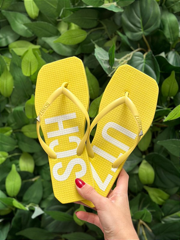 SCHUTZ CHINELO STRAIGHT AMARELO