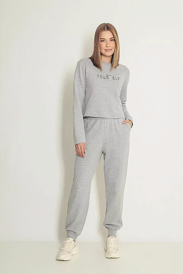 CONJUNTO MOLETINHO BLUSA BORDADA E CALÇA CINZA MESCLA