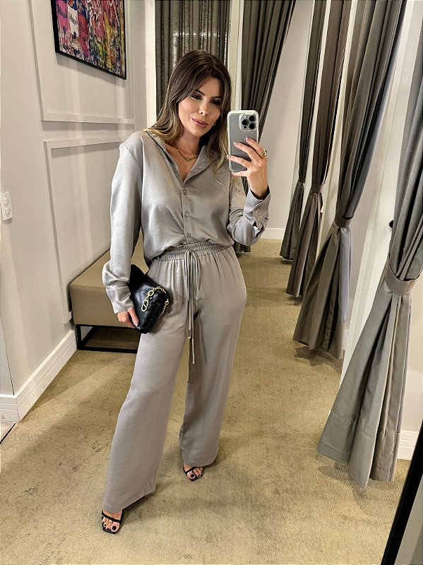 CONJUNTO CETIM CAMISA E CALÇA KIARA CINZA