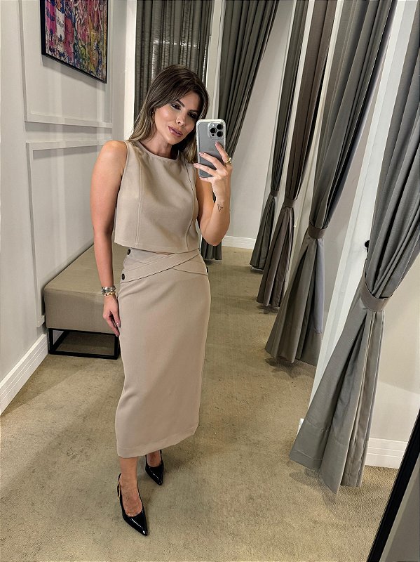 CONJUNTO ALFAIATARIA CROPPED E SAIA MIDI VERENA BEGE