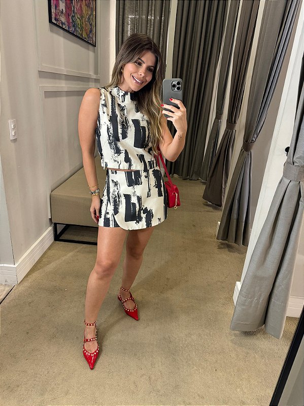 CALVIN KLEIN JEANS SHORTS-SAIA ESTAMPA CONCRETO AREIA