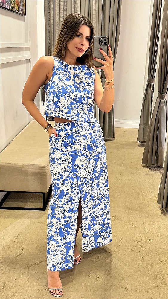 CONJUNTO ESTAMPADO TARTE REGATA E SAIA AZUL