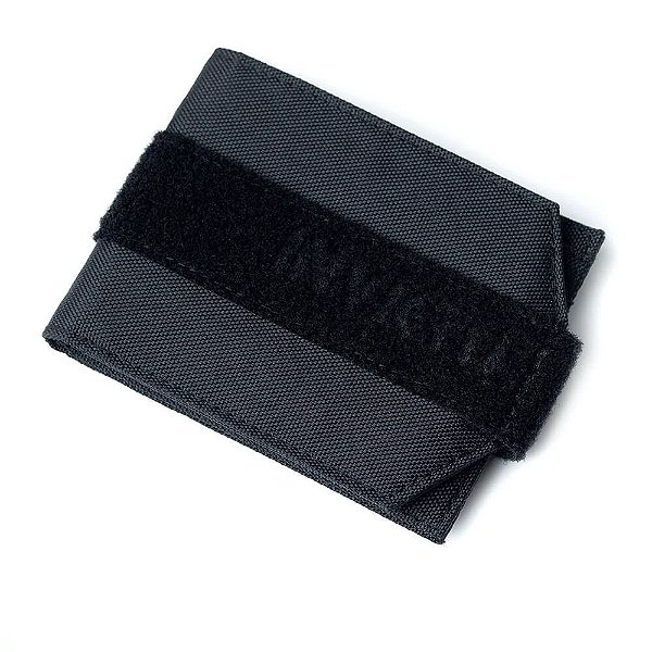 CARTEIRA INVICTUS APACHE PRETO