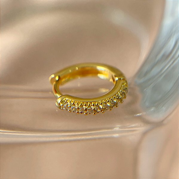 PIERCING CARTILAGEM AÇO 316L FIO DELICADO ZIRCÔNIAS 8MM FOLHEADO A OURO 18K SEMIJOIA PARA ATUALIZAÇÃO⭐️