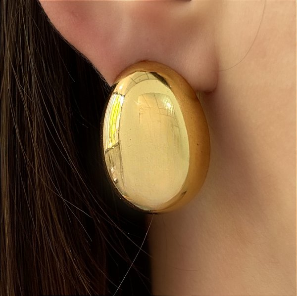 BRINCO OVAL LISO DOURADO AÇO 316L⭐️
