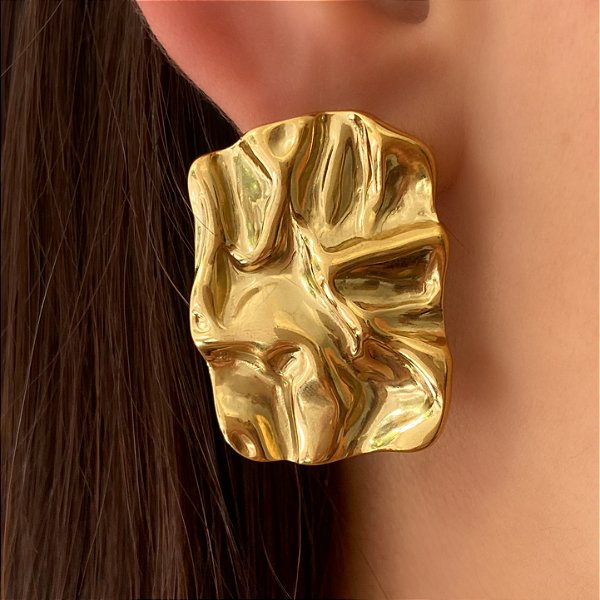 BRINCO RETANGULAR MARTELADO DOURADO AÇO 316L⭐️