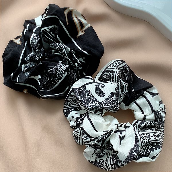 ELÁSTICO UNITÁRIO SCRUNCHIE LV INSPIRAÇÃO ESTAMPA