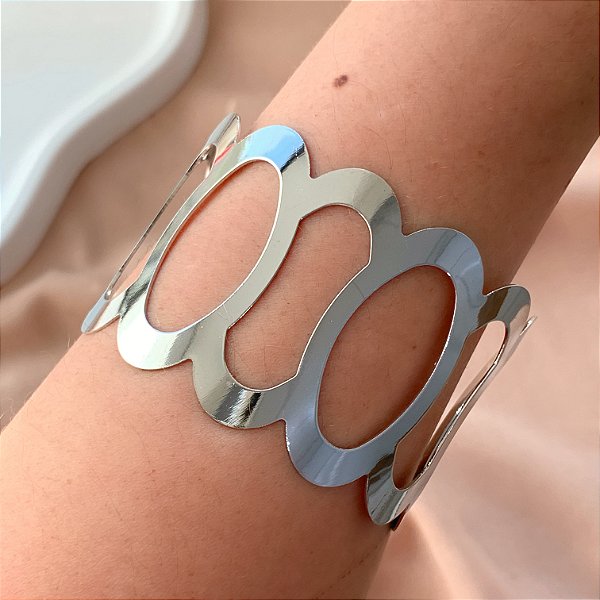 PULSEIRA / BRACELETE DESENHOS OVAIS VAZADOS BIJU