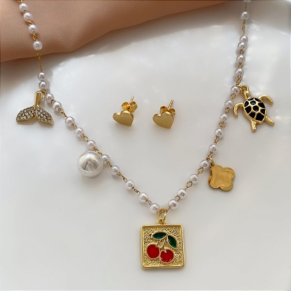 COLAR E BRINCO KIT INFANTIL PÉROLAS E PINGENTES DIVERSOS DOURADO AÇO 316L PREMIUM⭐️
